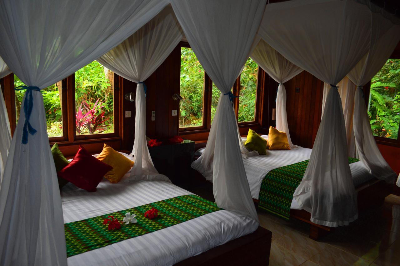 Kungkungan Bay Resort Bitung エクステリア 写真